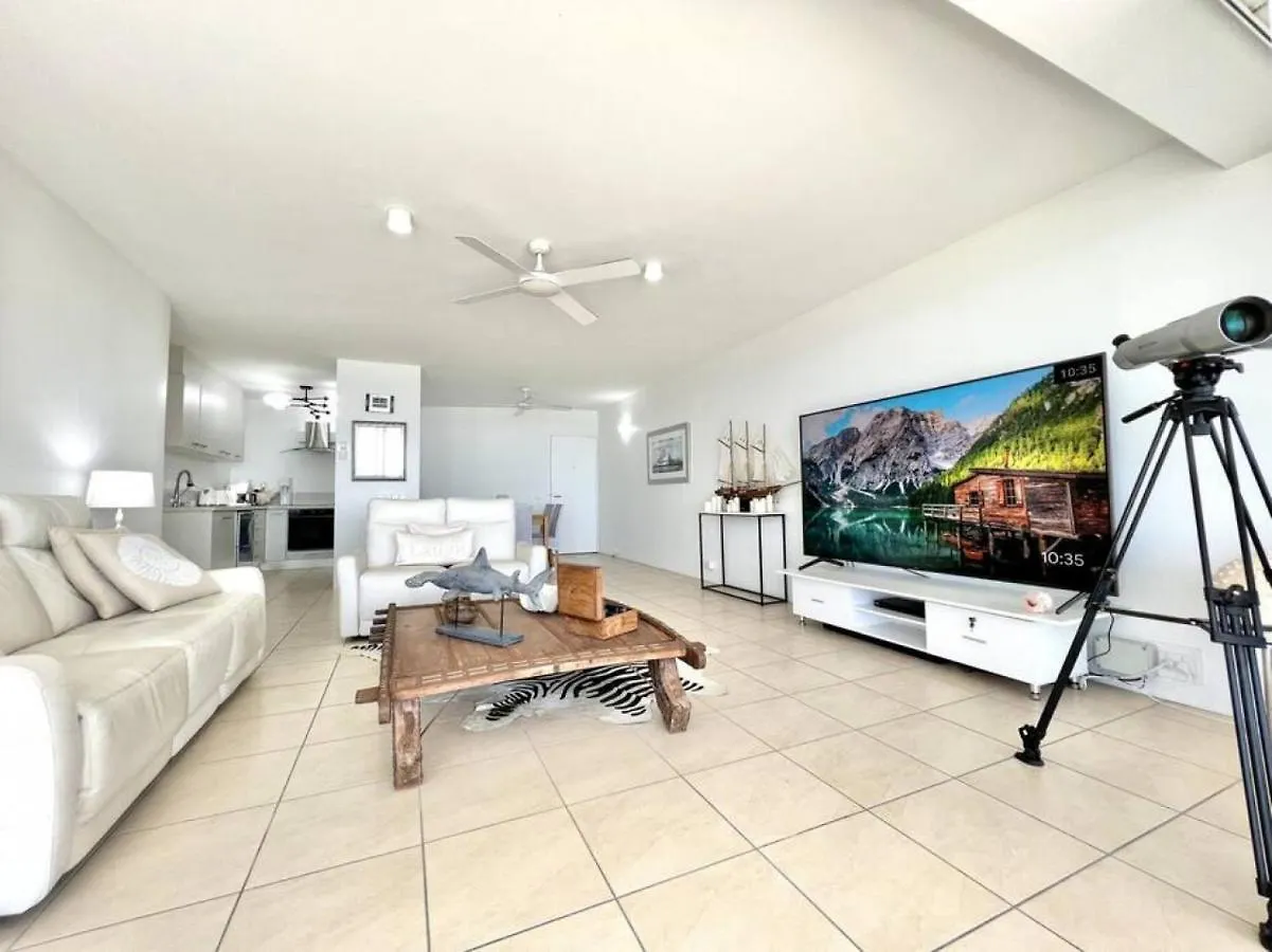 Apartment 16Lm Absolute Beach Front Complex Sunshine Beach
